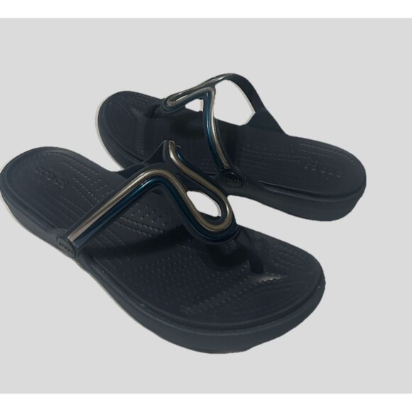 CROCS Sanrah  Women's 8  Gray Navy Blue Silver Metal Block Slide Sandal - Picture 3 of 12